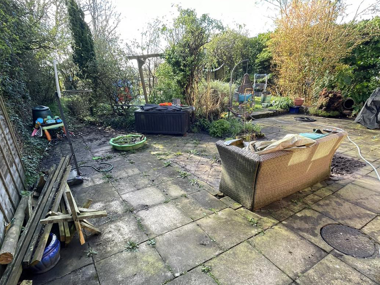 garden-patio-cleaning-before